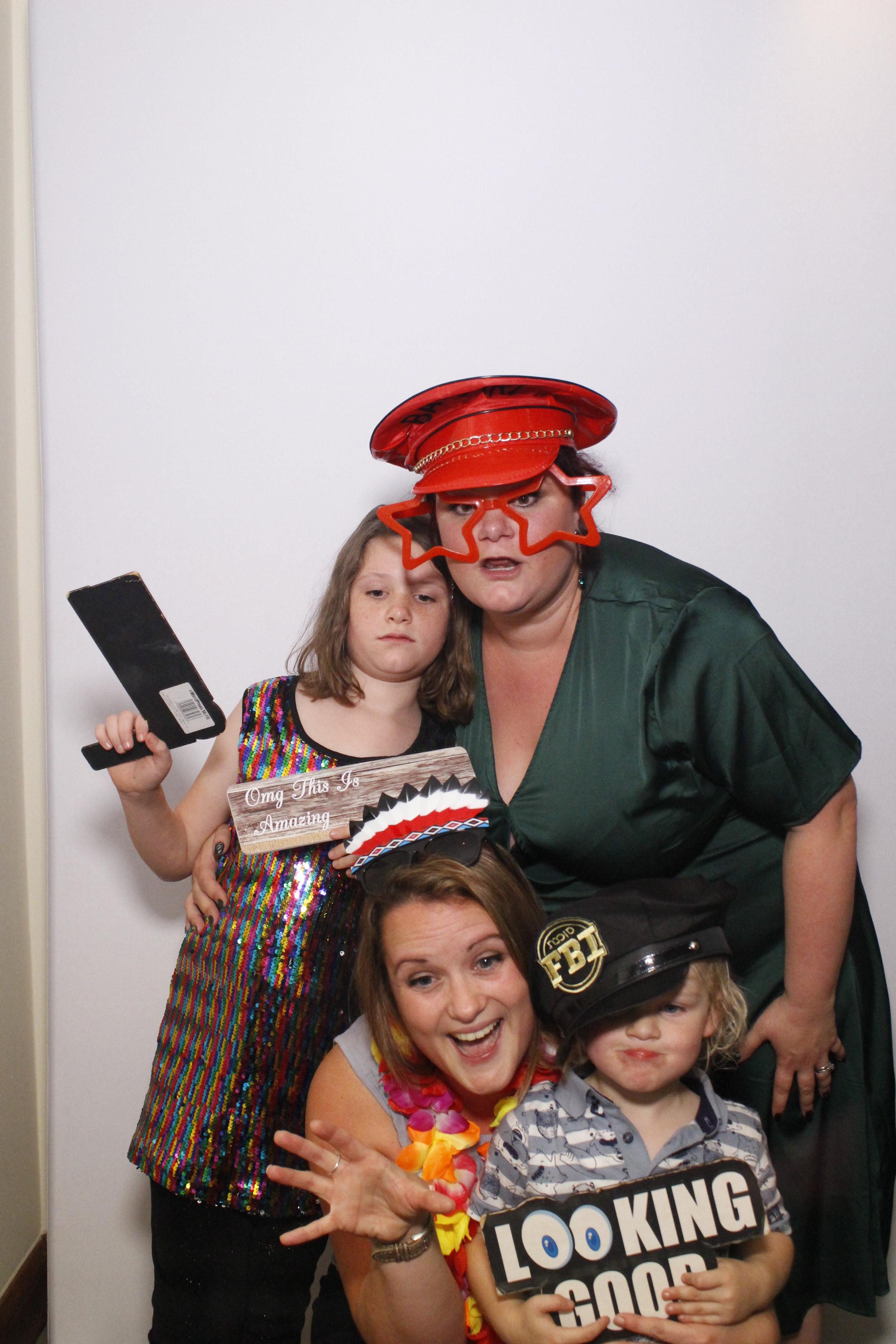Luke & Emily's Wedding | View more photos from the event at gallery.myphotoboothexperience.co.uk/u/MyPhotoBoothExperienceLtd/Luke-Emilys-Wedding